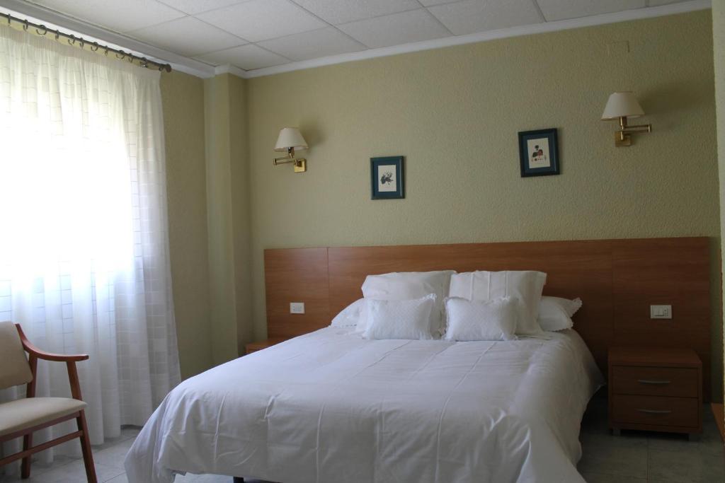 Casa Ovidio Pensionat Montanejos Rum bild